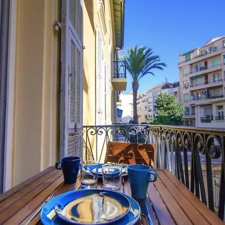 New - Cosy Appartment - 10 Min Walk To The Beach ! Nice Buitenkant foto