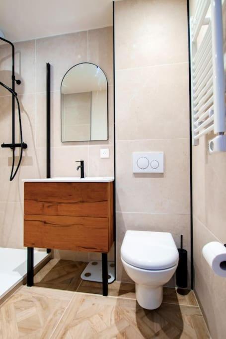 New - Cosy - 10 Min Walk To The ! Appartement